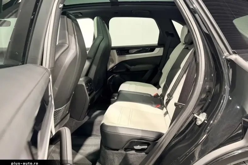 Porsche Cayenne din 2024 cu 62.400 km - oferta POR165014 - foto 19