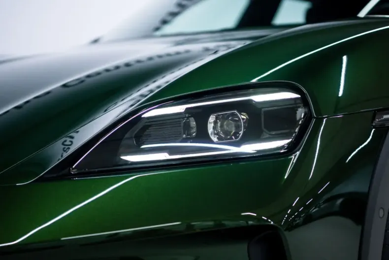 Porsche Taycan din 2024 cu 28.574 km - oferta POR165018 - foto 9