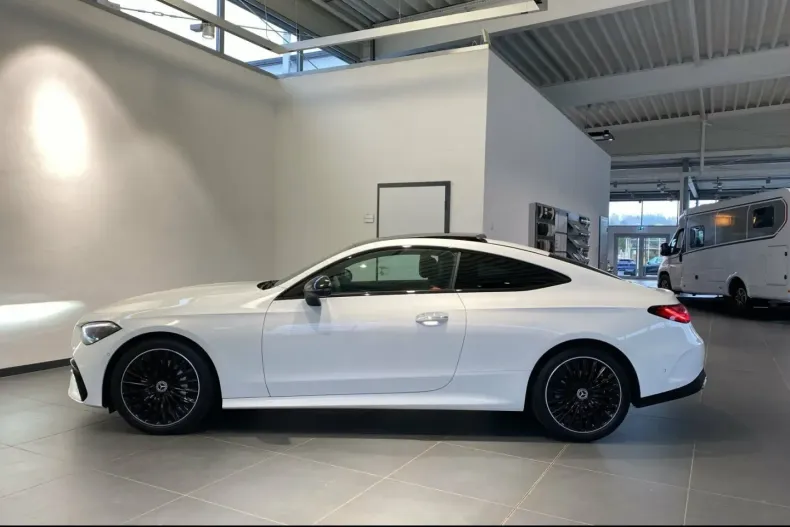 Mercedes-Benz CLE 200 din 2024 cu 9.067 km - oferta MER165020 - foto 13