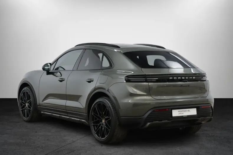 Porsche Macan din 2024 cu 12.800 km - oferta POR165022 - foto 6