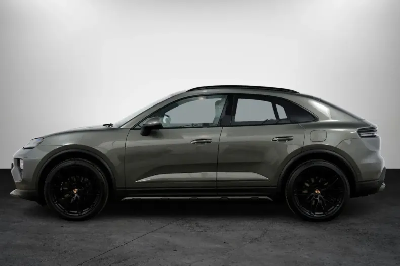 Porsche Macan din 2024 cu 12.800 km - oferta POR165022 - foto 9