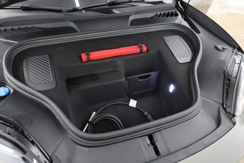 Porsche Macan din 2024 cu 12.800 km - oferta POR165022 - foto 28