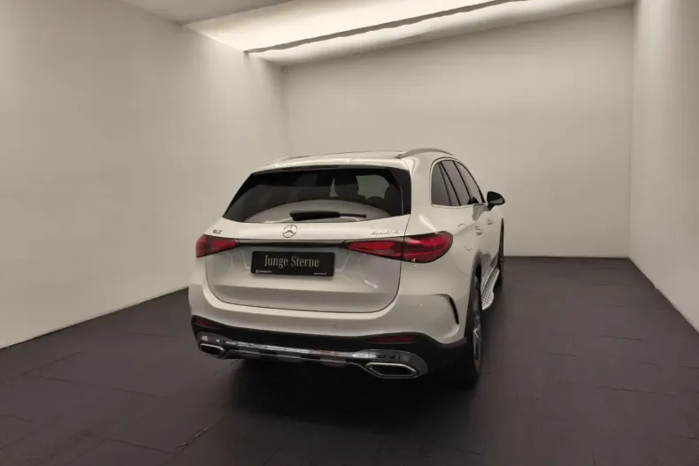 Mercedes-Benz GLC 200 din 2023 cu 26.395 km - oferta MER165023 - foto 3