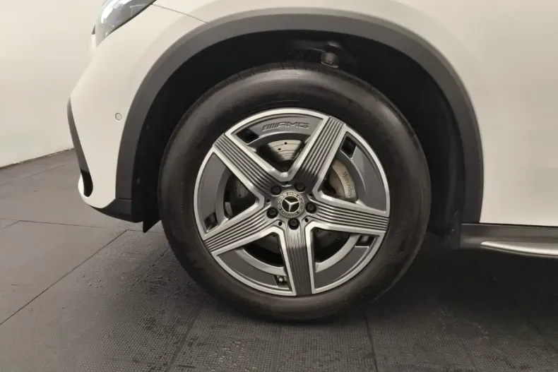 Mercedes-Benz GLC 200 din 2023 cu 26.395 km - oferta MER165023 - foto 7