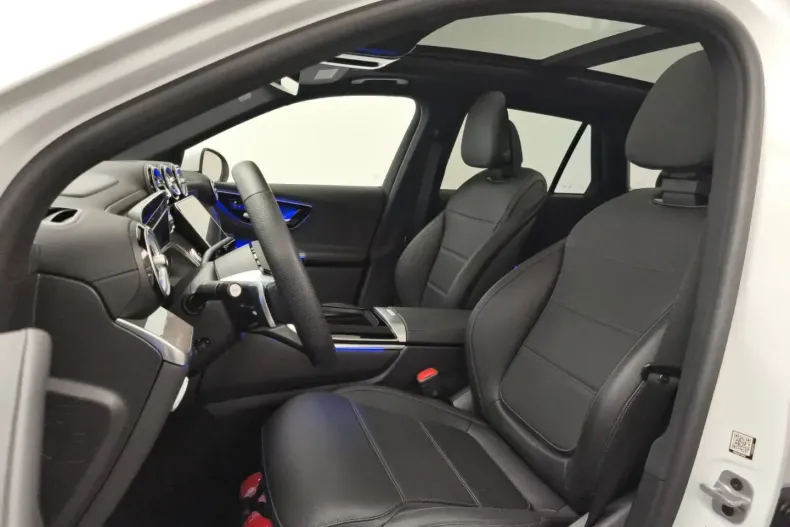 Mercedes-Benz GLC 200 din 2023 cu 26.395 km - oferta MER165023 - foto 9