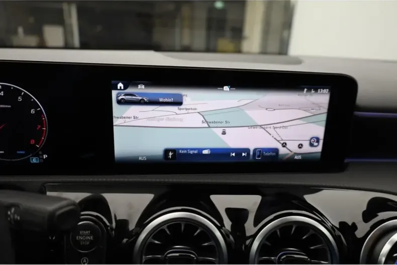 Mercedes-Benz A 250 din 2024 cu 12.000 km - oferta MER165024 - foto 10