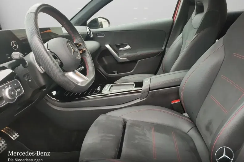 Mercedes-Benz A 250 din 2024 cu 12.614 km - oferta MER165027 - foto 8