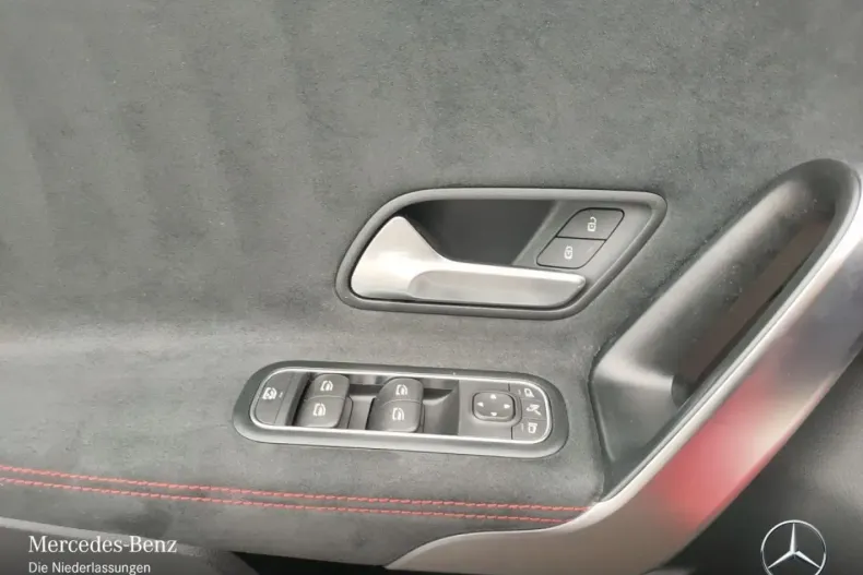 Mercedes-Benz A 250 din 2024 cu 12.614 km - oferta MER165027 - foto 14