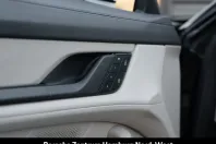 Porsche Taycan din 2024 cu 10.280 km - oferta POR165031 - foto 32