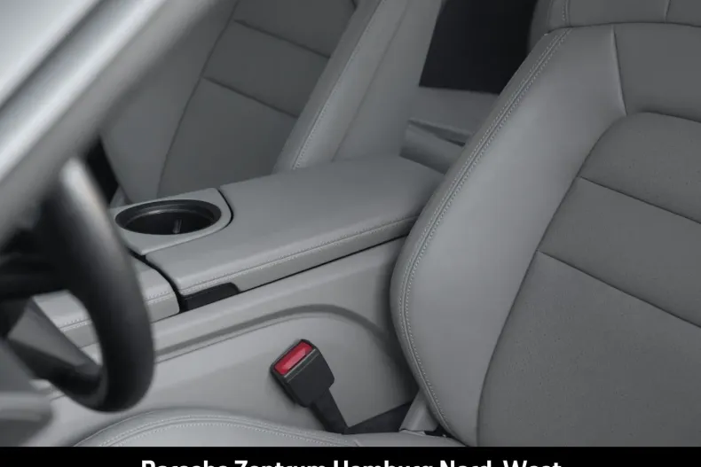 Porsche Taycan din 2024 cu 10.280 km - oferta POR165031 - foto 36