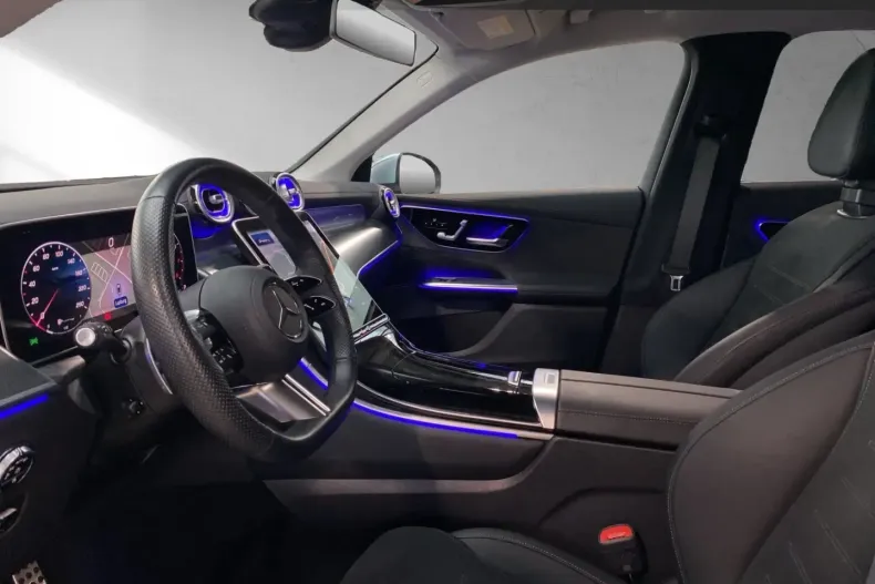 Mercedes-Benz GLC 200 din 2024 cu 12.390 km - oferta MER165032 - foto 7