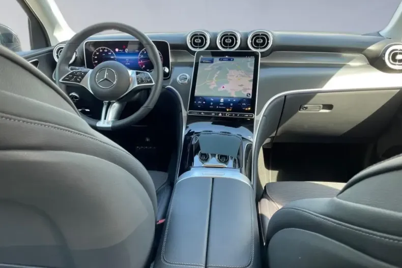 Mercedes-Benz GLC 200 din 2024 cu 14.130 km - oferta MER165033 - foto 9