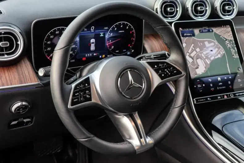 Mercedes-Benz GLC 200 din 2024 cu 19.987 km - oferta MER165035 - foto 8