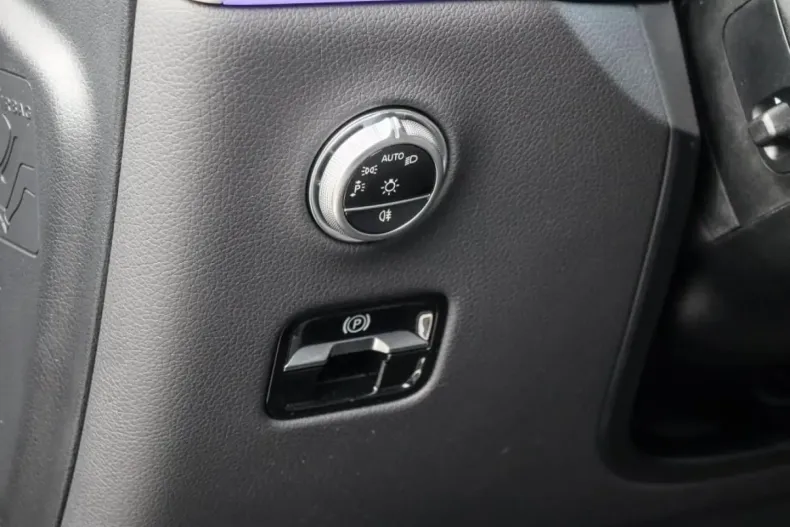 Mercedes-Benz GLC 200 din 2024 cu 19.987 km - oferta MER165035 - foto 13