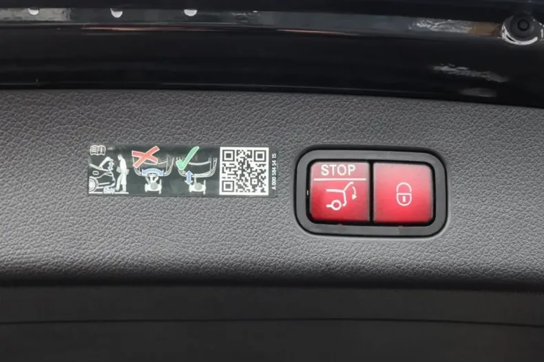 Mercedes-Benz GLC 200 din 2024 cu 19.987 km - oferta MER165035 - foto 20