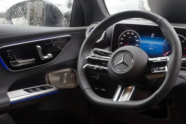 Mercedes-Benz GLC 300 din 2024 cu 28.007 km - oferta MER165036 - foto 10