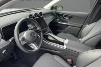 Mercedes-Benz GLC 200 din 2023 cu 14.437 km - oferta MER165037 - foto 4