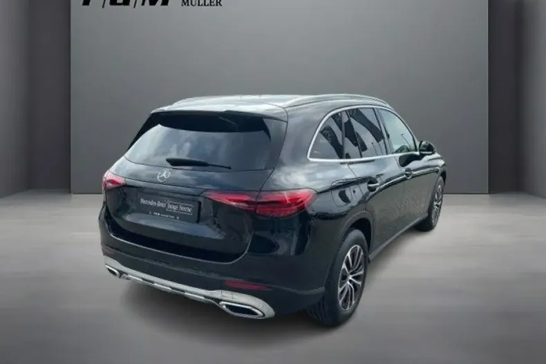 Mercedes-Benz GLC 200 din 2023 cu 14.437 km - oferta MER165037 - foto 7