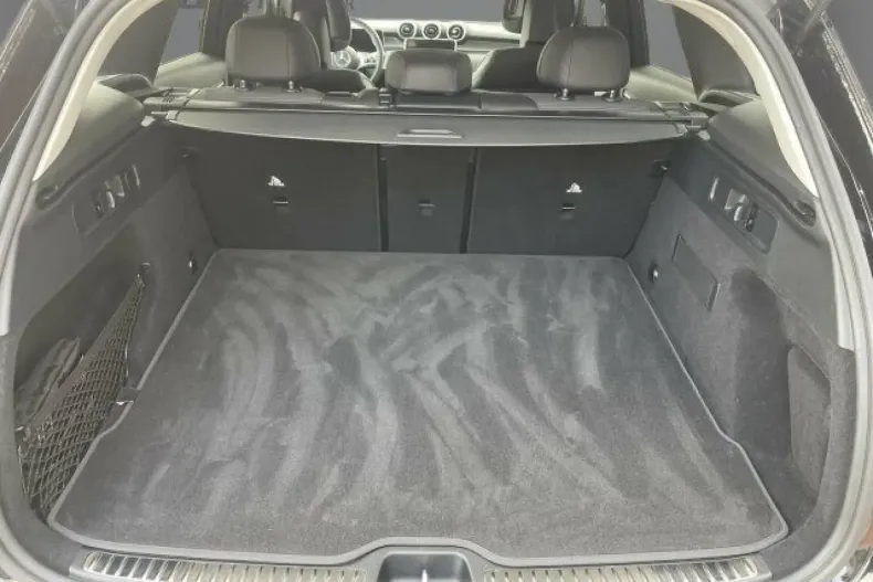 Mercedes-Benz GLC 200 din 2023 cu 14.437 km - oferta MER165037 - foto 10