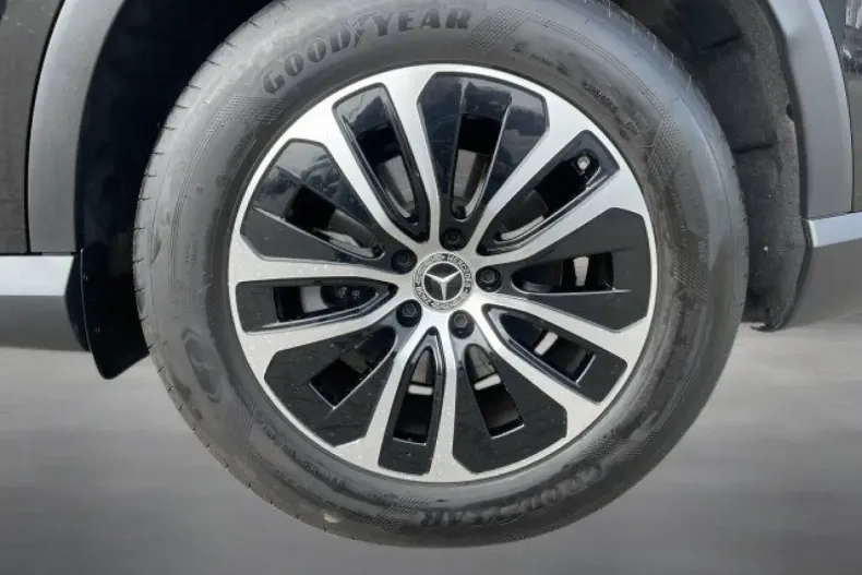 Mercedes-Benz GLC 200 din 2023 cu 14.437 km - oferta MER165037 - foto 12