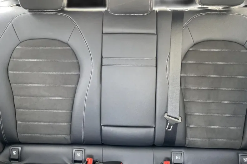 Mercedes-Benz GLC 300 din 2021 cu 99.865 km - oferta MER165041 - foto 17