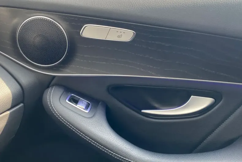 Mercedes-Benz GLC 300 din 2021 cu 99.865 km - oferta MER165041 - foto 27