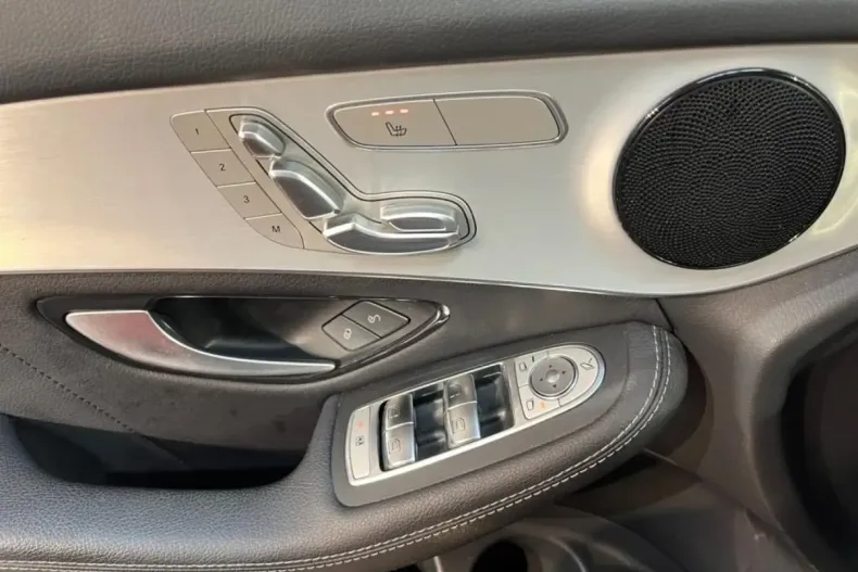 Mercedes-Benz GLC 220 din 2020 cu 84.588 km - oferta MER165042 - foto 15