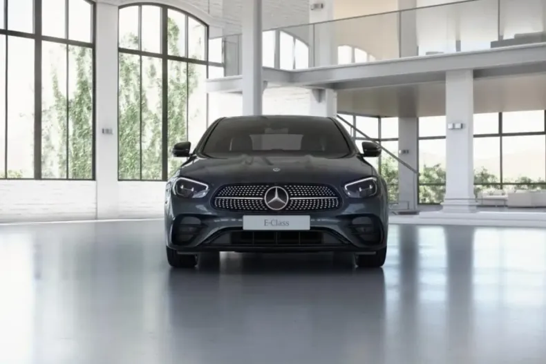 Mercedes-Benz E 300 din 2022 cu 34.533 km - oferta MER165054 - foto 4