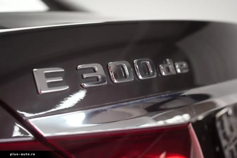 Mercedes-Benz E 300 din 2022 cu 84.000 km - oferta MER165058 - foto 32