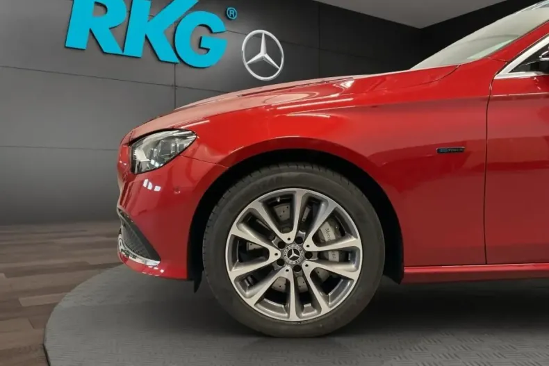 Mercedes-Benz E 300 din 2021 cu 31.924 km - oferta MER165060 - foto 15