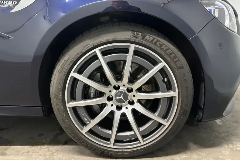 Mercedes-Benz E 63 AMG din 2020 cu 23.600 km - oferta MER165061 - foto 5