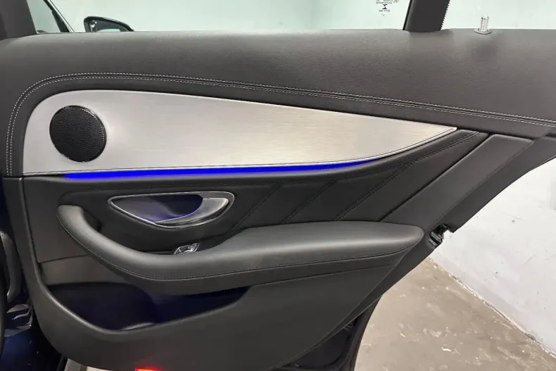 Mercedes-Benz E 63 AMG din 2020 cu 23.600 km - oferta MER165061 - foto 26