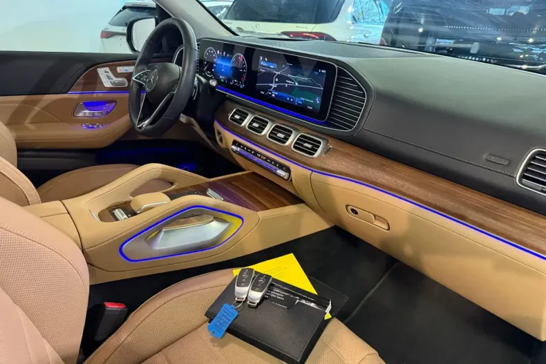 Mercedes-Benz GLE 350 din 2025 cu 6.100 km - oferta MER165062 - foto 9