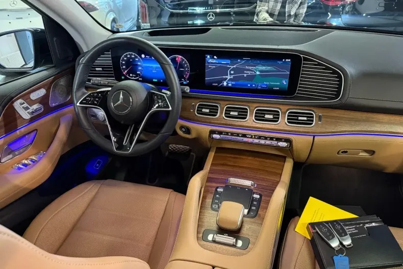 Mercedes-Benz GLE 350 din 2025 cu 6.100 km - oferta MER165062 - foto 13