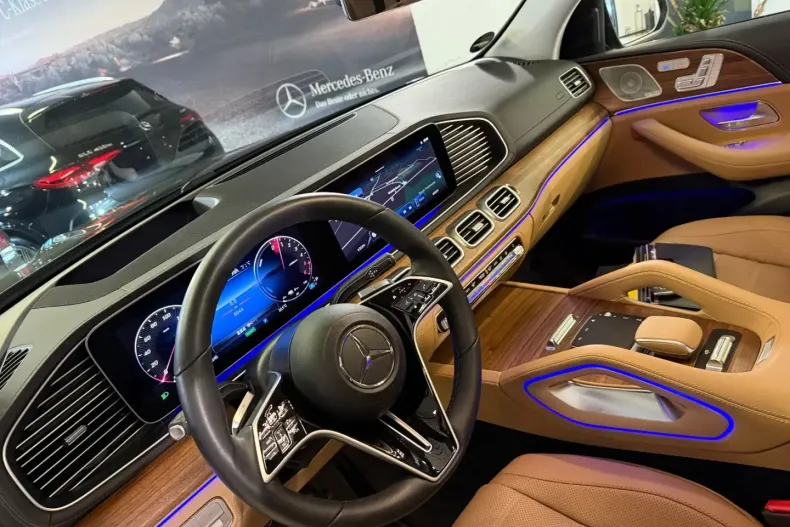 Mercedes-Benz GLE 350 din 2025 cu 6.100 km - oferta MER165062 - foto 17