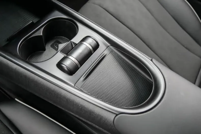 BYD DOLPHIN din 2024 cu 9.900 km - oferta BYD165063 - foto 7