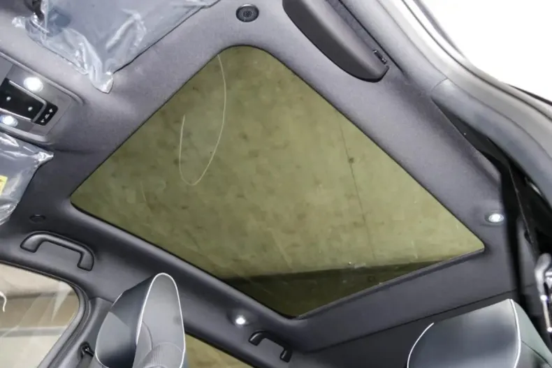 BYD DOLPHIN din 2024 cu 9.900 km - oferta BYD165063 - foto 10