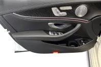 Mercedes-Benz E 300 din 2022 cu 60.703 km - oferta MER165066 - foto 14