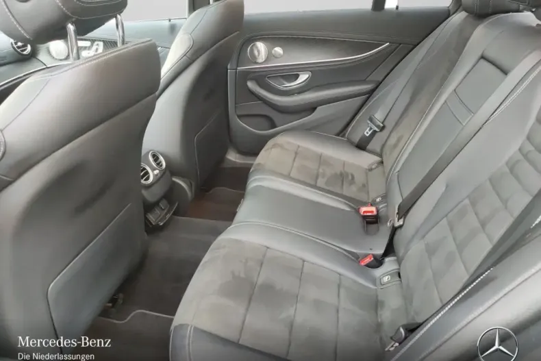 Mercedes-Benz E 300 din 2022 cu 69.944 km - oferta MER165068 - foto 10