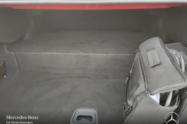 Mercedes-Benz E 300 din 2022 cu 69.944 km - oferta MER165068 - foto 16