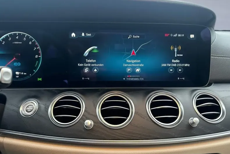 Mercedes-Benz E 300 din 2021 cu 17.120 km - oferta MER165070 - foto 13