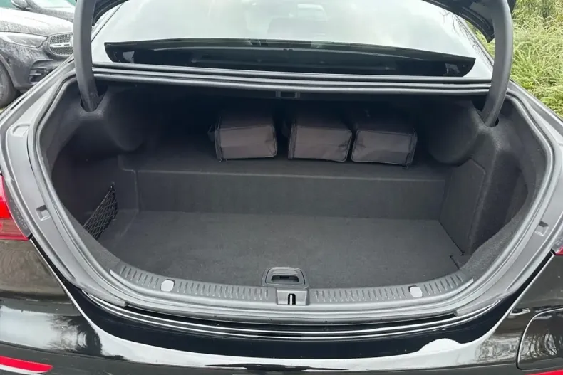 Mercedes-Benz E 300 din 2021 cu 17.120 km - oferta MER165070 - foto 15