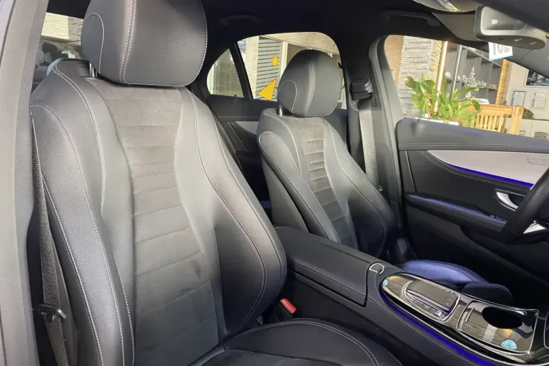 Mercedes-Benz E 300 din 2021 cu 79.937 km - oferta MER165073 - foto 18