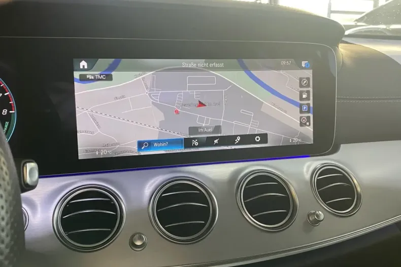 Mercedes-Benz E 300 din 2021 cu 79.937 km - oferta MER165073 - foto 23