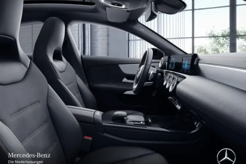 Mercedes-Benz CLA 250 din 2022 cu 65.984 km - oferta MER165082 - foto 11