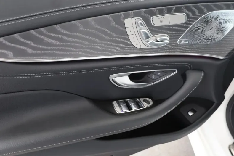 Mercedes-Benz CLS 400 din 2022 cu 49.358 km - oferta MER165083 - foto 8