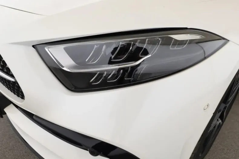 Mercedes-Benz CLS 400 din 2022 cu 49.358 km - oferta MER165083 - foto 19