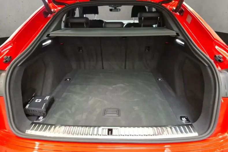 Audi SQ8 e-tron din 2024 cu 9.111 km - oferta AUD165090 - foto 13