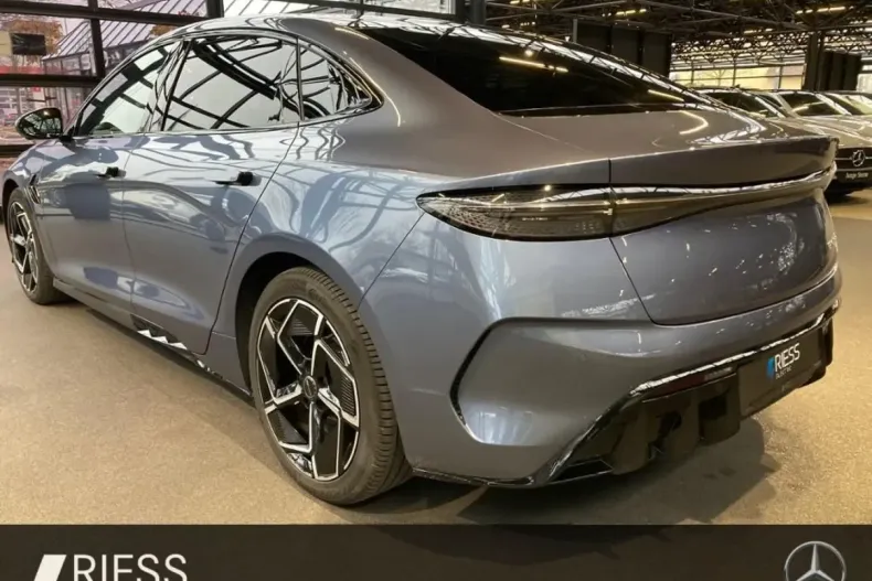 BYD SEAL din 2025 cu 19.471 km - oferta BYD165092 - foto 9