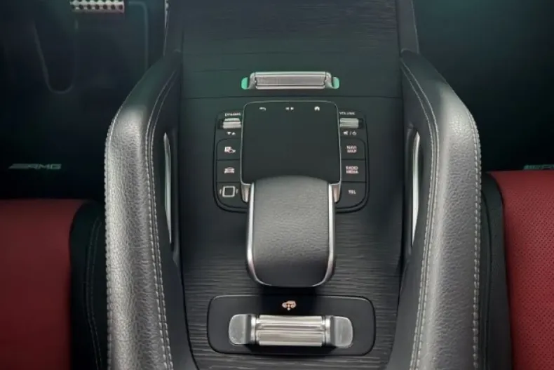 Mercedes-Benz GLE 450 din 2025 cu 21.500 km - oferta MER165102 - foto 22